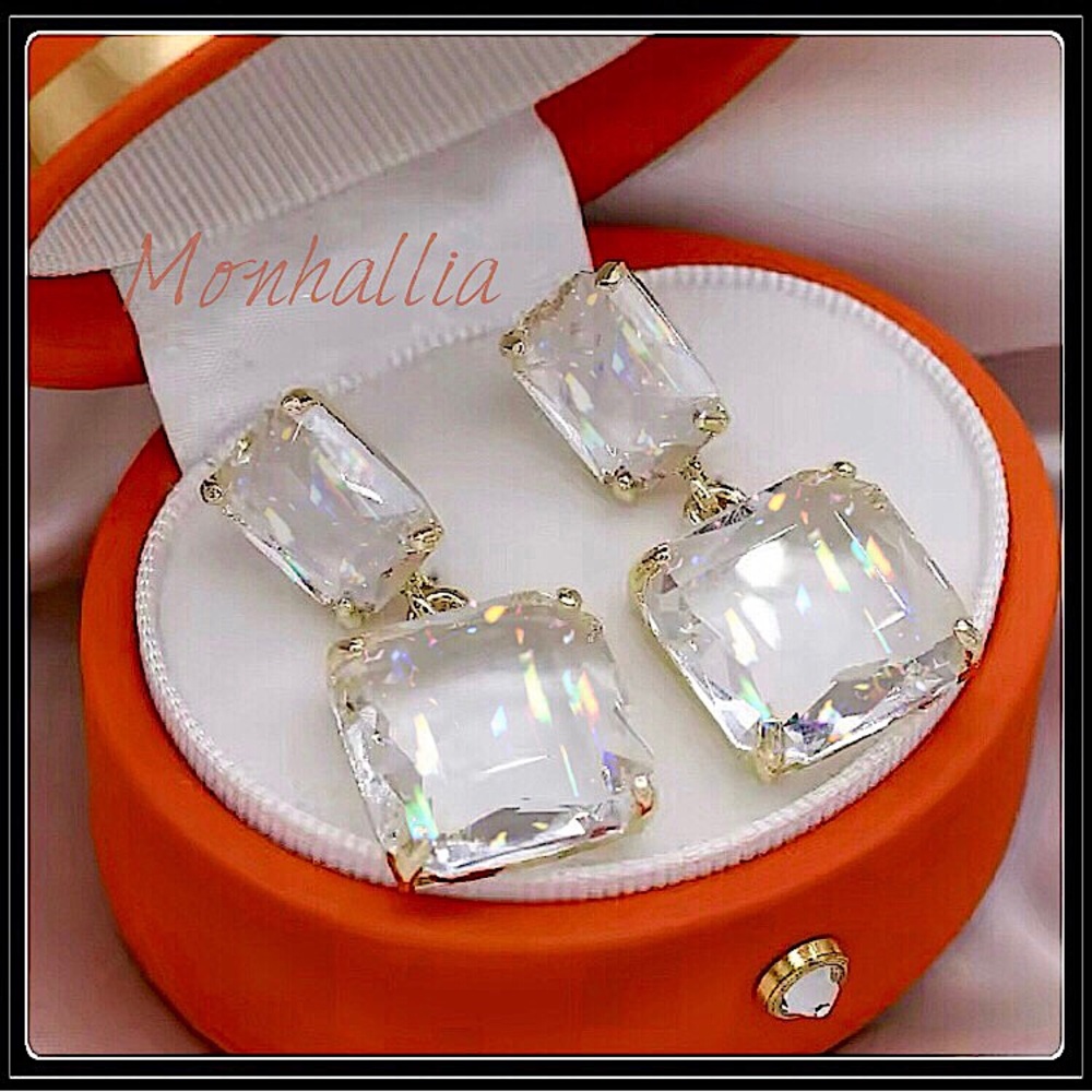 NEW ICE CUBE CLEAR GOLD TRANSLUCENT SQUARE DISCO CRYSTAL LUCITE EARRINGS